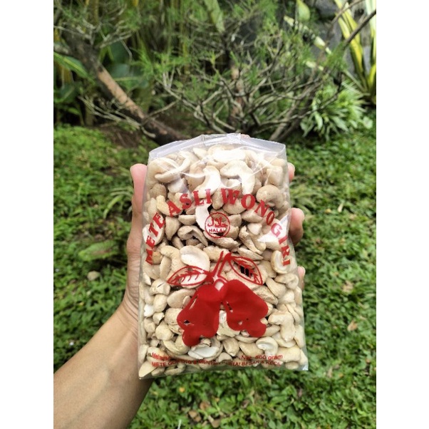 

KACANG METE KERING BELAH