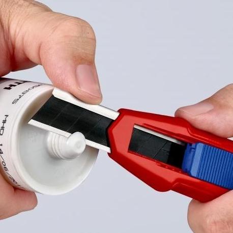 

Pisau Potong Cutter 90 10 165 BK KNIPEX CutiX Universal knife