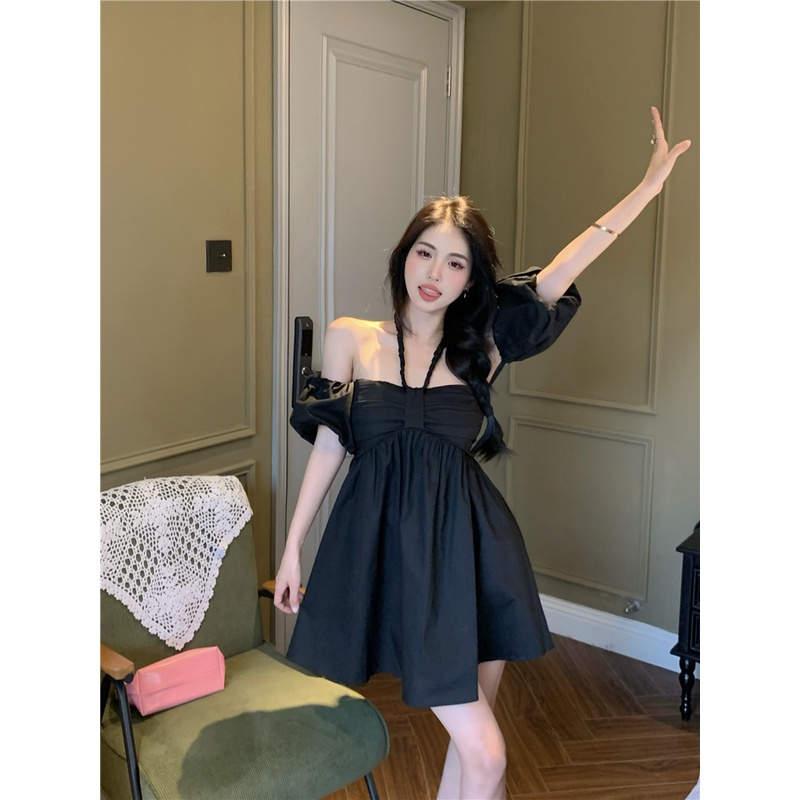 Red Halter neck seksi off-shoulder dress wanita musim semi manis dan pedas pinggang a-line ayunan besar rok slim lengan pendek rok rok gaya asing