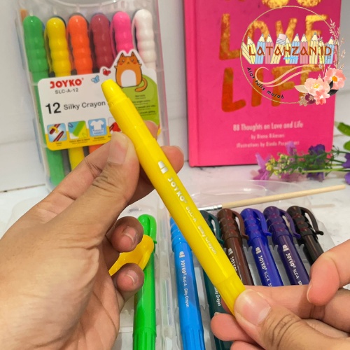 

Crayon Silky A-12 JYK Isi 12 Pcs Free Kuas Bisa Cod