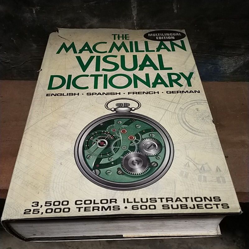 

buku the MacMillan visual dictionary