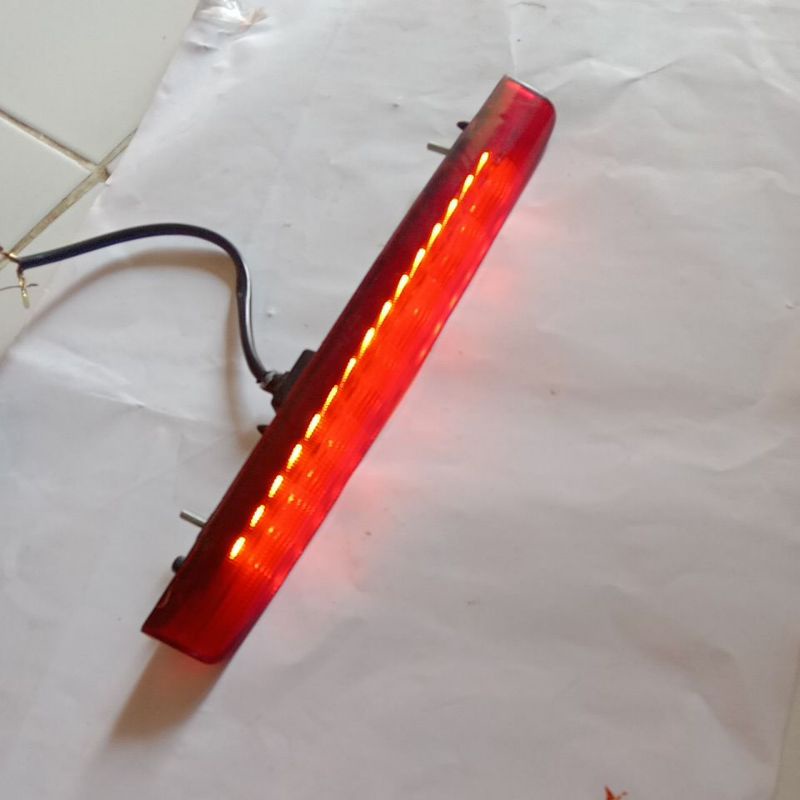 lampu spoiler bagasi Honda Brio RS original
