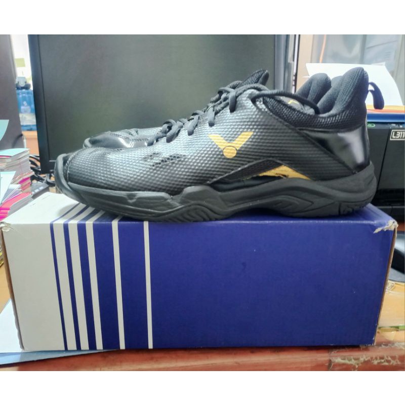 Sepatu Badminton Victor A660ID
