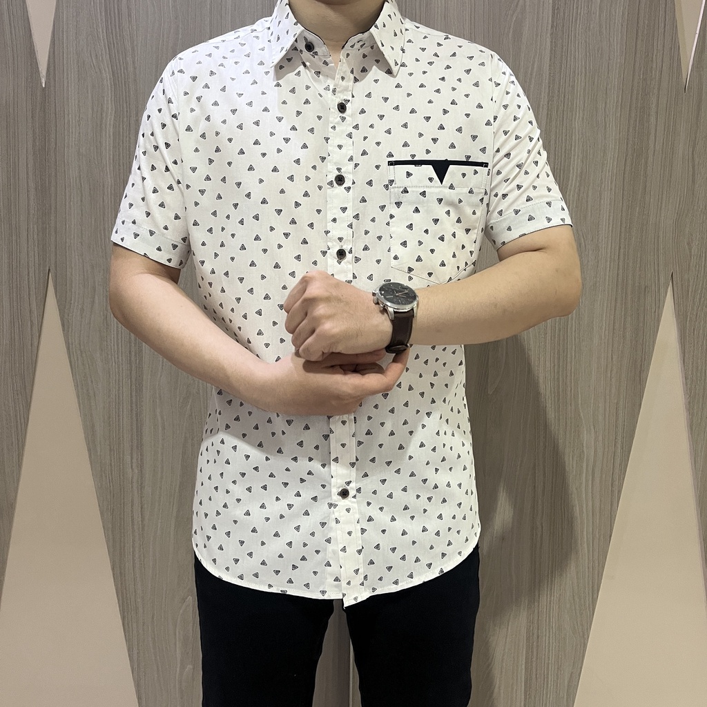 [GRIDLINE - S272 Solid Black &amp; White] Kemeja Pria Lengan Pendek Slimfit Katun Keren Simple Premium Modern