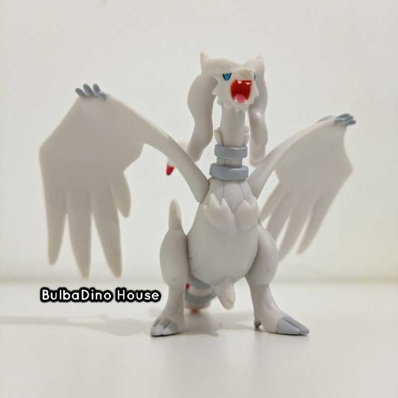 Takara Tomy Moncolle Legendary Pokemon Black & White Gen 5 Hyper Size Figure : Reshiram