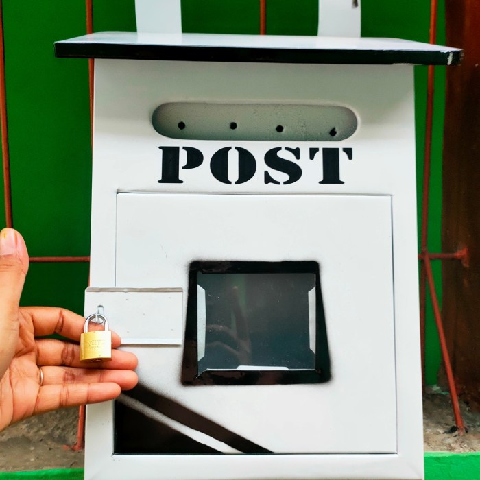Kosu Kotak Surat Pos Rumah