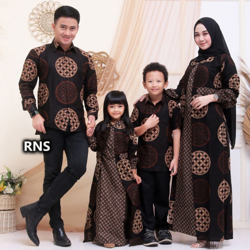 Baju batik Couple Keluarga Ayah Ibu Anak Pasangan Suami Istri Atasan Wanita Pria Dan Anak Anak Sania Ruflle Ori Ndoro Jowi Modern Family Lebaran Terbaru 2023