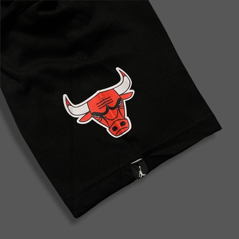 KAOS JORDAN BULLS LOGO HAND HITAM PREMIUM COMBAD 30s