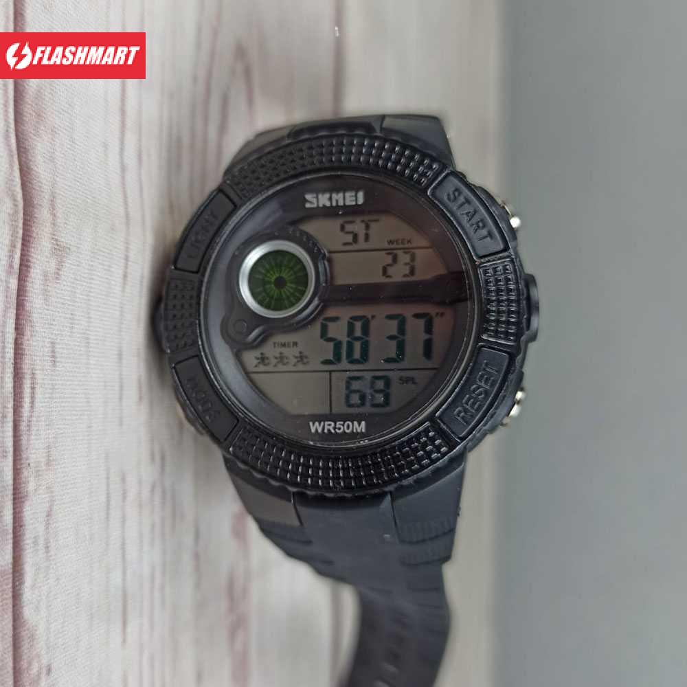 Flashmart Jam Tangan Sport Digital Pria - DG1027