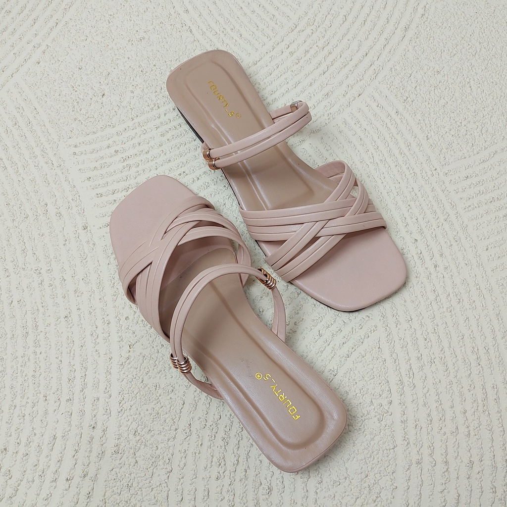 Sandal Wanita Hak Tahu 2 cm DC 03