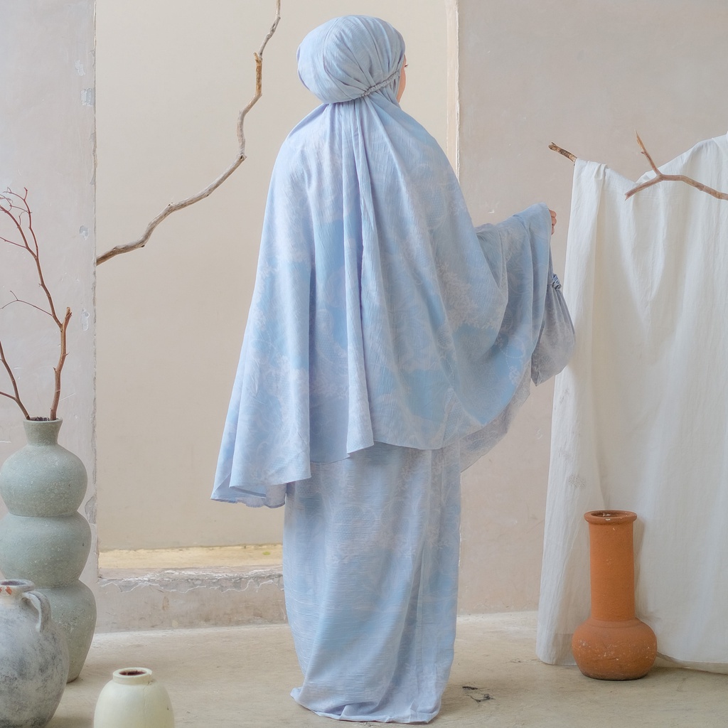 Ladybydiana ALESHA PRAYER SET Mukenah Dewasa Travelling Bahan Crincle