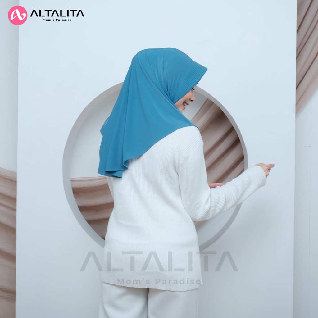 Altalita - Jilbab Instan Qaila Penguin Jersey Premium Hijab Bergo Hamidah Menutup Dada Kerudung Instant Ukuran M Cocok Untuk Sekolah Olahraga Volly Futsal Senam dan Sehari-Hari