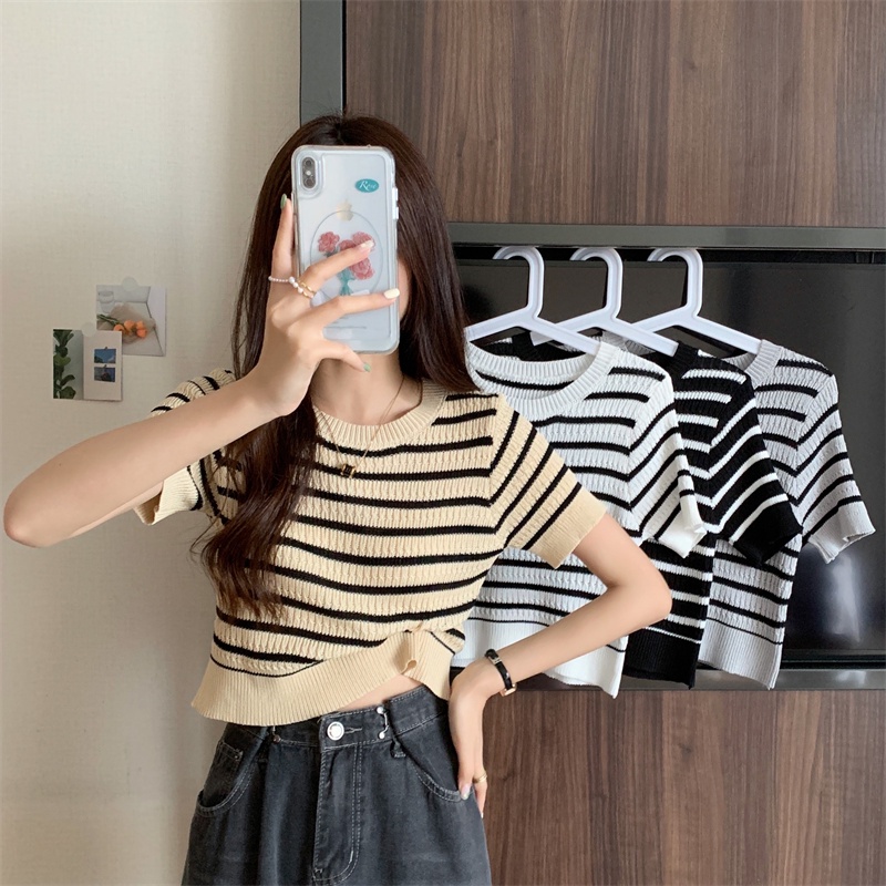 Korean style Kaos Rajut Knit Lengan Pendek Wanita Striped T-shirt