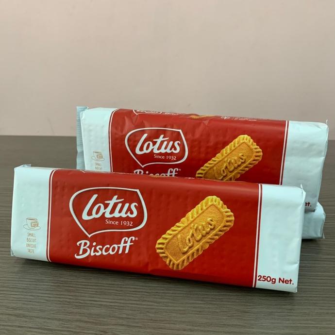 

DISKON Lotus Biscoff Biscuit / Biskuit Caramel Karamel 250 gram