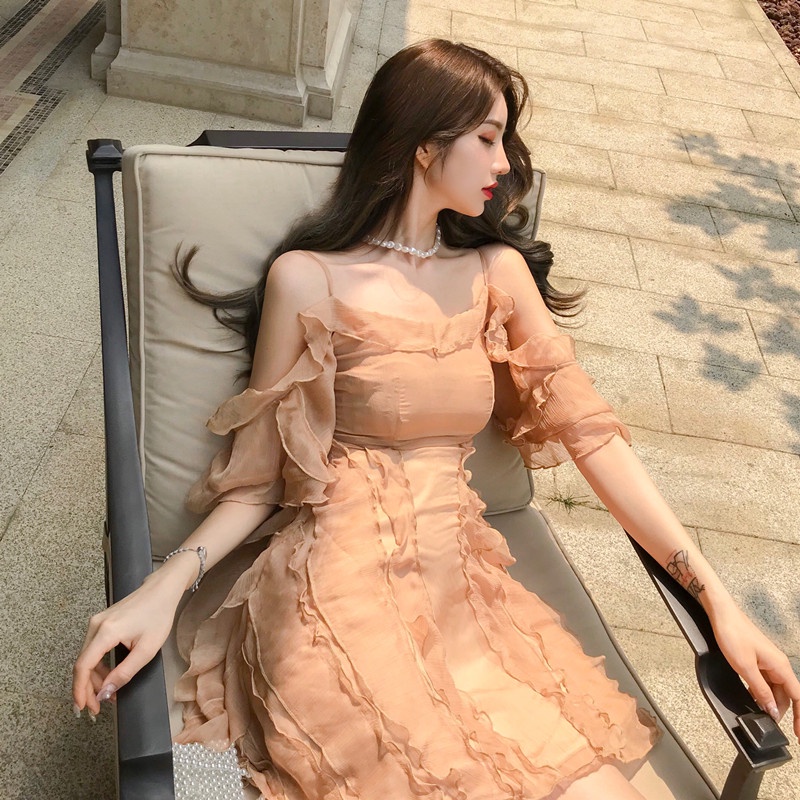 Red Temperamen busana musim panas wanita rok suspender seksi A-line rok warna solid telinga kayu gaun pinggang tinggi rok pendek trendi