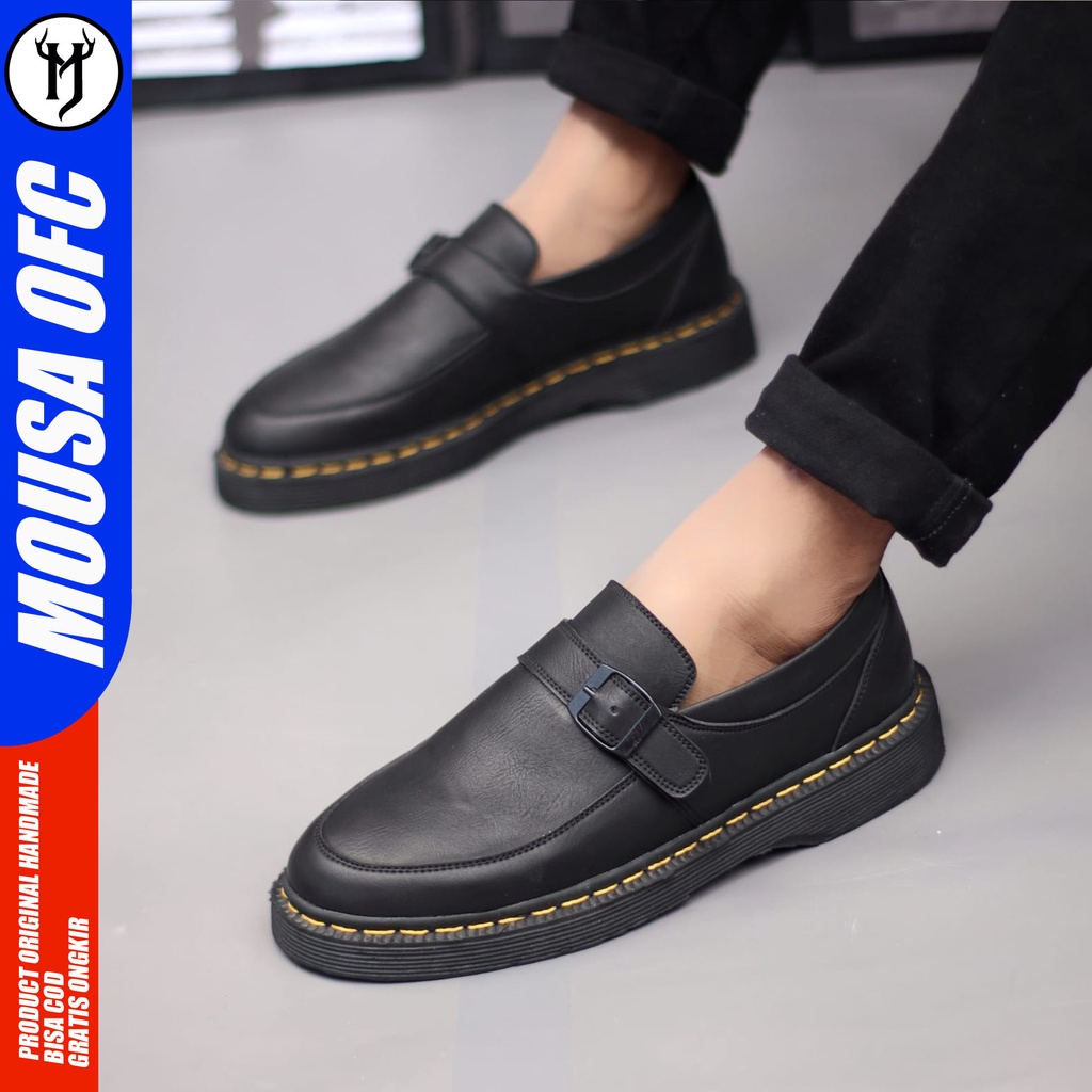 Sepatu Pantofel Docamrt Loafers Pria Kulit Syntetic Hitam Mousa Korbit