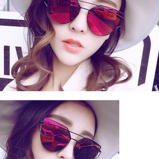 SS Kacamata Hitam Wanita Kode 8077 Frame Metal Kecil Gaya Vintage