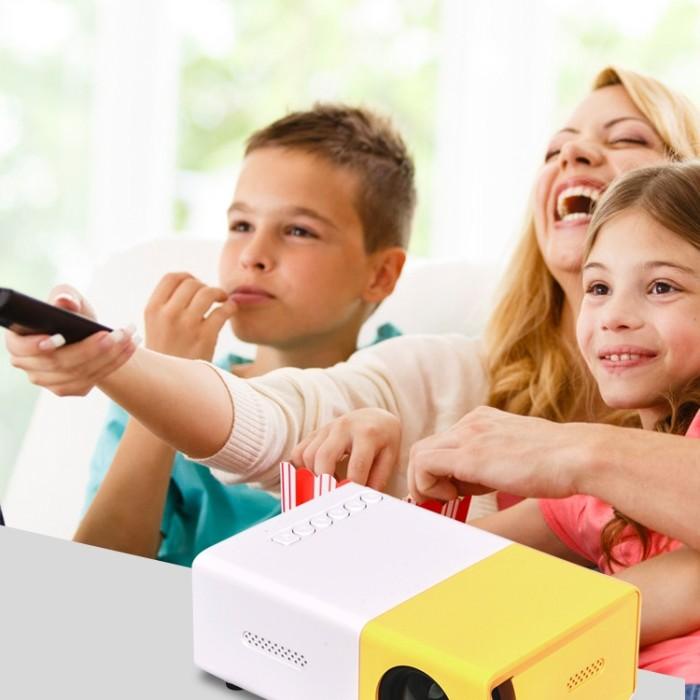 Proyektor YG 300 Mini LED Projector YG300 Proyektor Mini High Quality