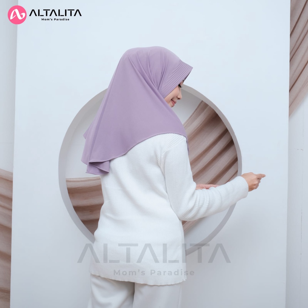 Altalita - Hijab Instan Bergo Sport Hamidah Menutup Dada Kerudung Instan Qaila Penguin Size M Jilbab Bergo Jersey Premium Cocok Untuk Sekolah Olahraga Volly Futsal Senam dan Sehari-Hari