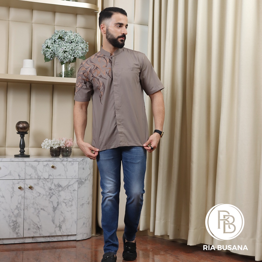 Ria Busana - Bastoh- Koko Dewasa  Pria Lengan Pendek Art. Zalutra
