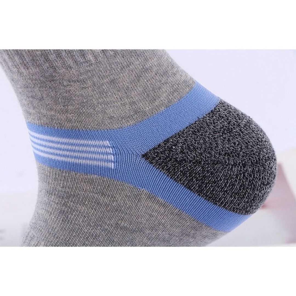 Kaos Kaki Olahraga Pria Quick Drying Breathable Men Socks 39-45 - WZ173