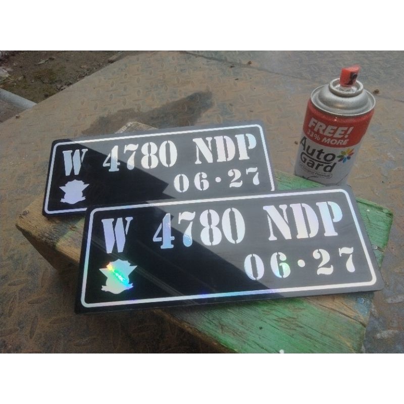 PLAT SEPEDAH MOTOR MIKA AKRILIK DOUBLE PLAT .