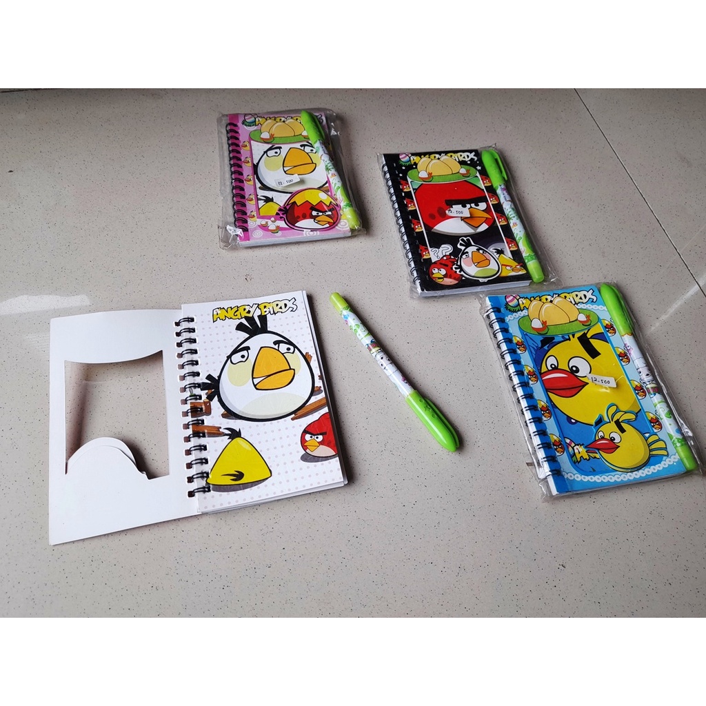 

Buku Agenda Notebook Spiral Angry Birds 8.5x14.5cm Plus Pulpen