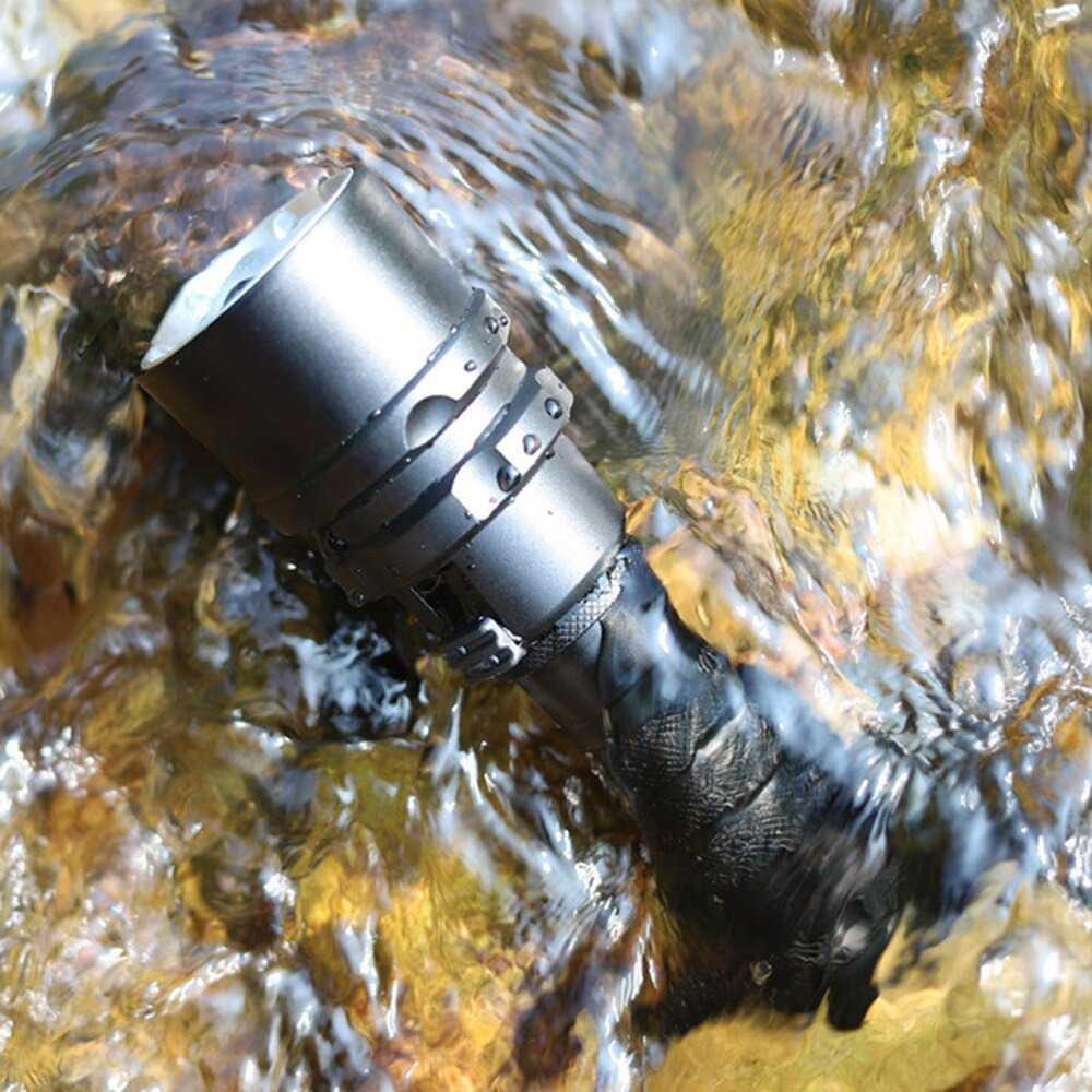 Senter LED Diving Flashlight Waterproof L2 1200 Lumens - G300 - Black