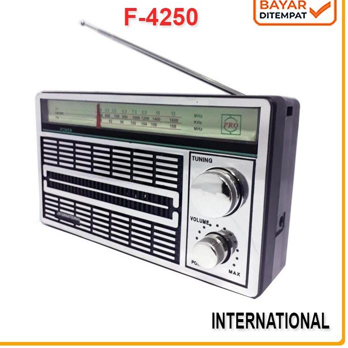 12.12 MALL RADIO PORTABLE AM FM MODEL JADUL RADIO RODJA KLASIK BISA LISTRIK / BATREI ??