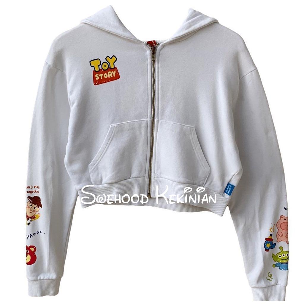 HAPPY TOY STORY HDZIP CROP PREMIUM Sweater Crewneck Hoodie Zipper Crope Fashion Outfit Ootd Korean Style Wanita Kekinian Oversize Sweter Hody Cewek Remaja Switer Karakter Lucu Suiter Hudie Bahan Fleece LD 110 PB 45