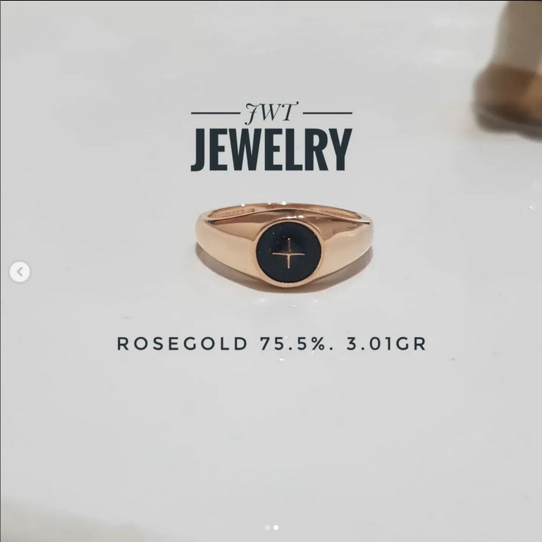 CINCIN EMAS FASHION HALA GOLD MAGNETICA COLLECTIONS SINAR SIGNET MONOGRAM RING KEREN