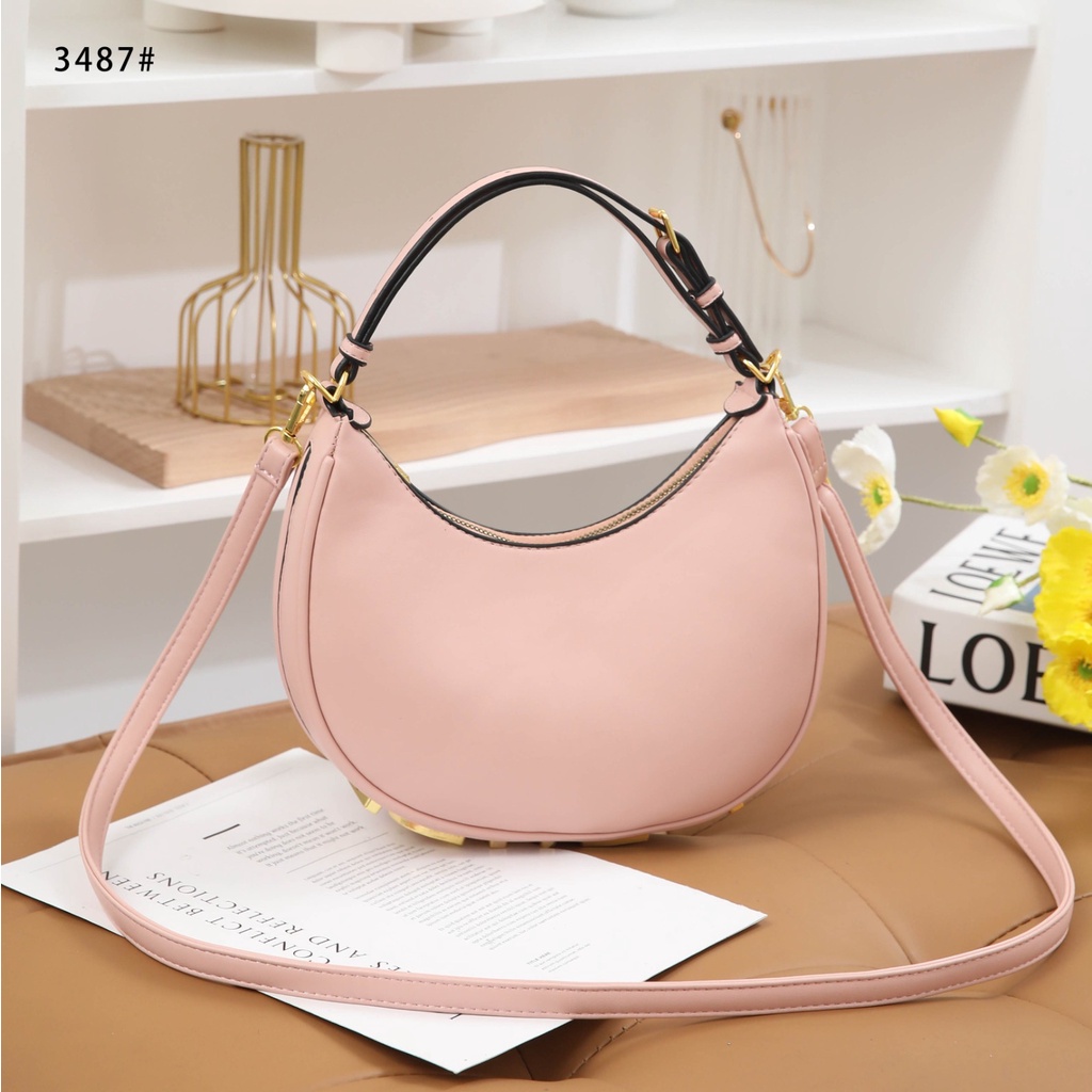 FD Small Leather Bag 3487