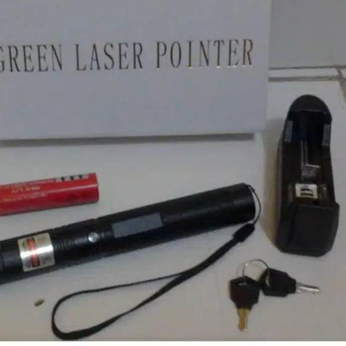 ➾ Laser Pointer Hijau Recharge 303 10KM Terjauh Jarak Jauh Laser Ijo Leser Pointer ۩