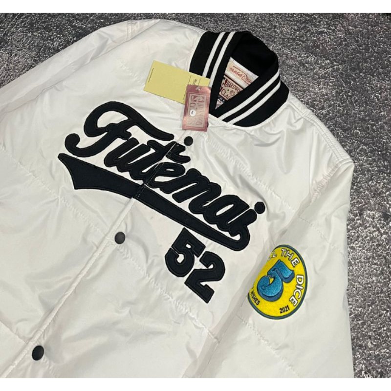 JAKET BOMBER VARSITY FITERMAI MITCHELL&amp; NESS BORDIR FULL TAG LABEL CASUAL HYPE