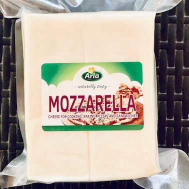 

GROSIR Keju Mozzarella Arla 500g Topping Pizza 