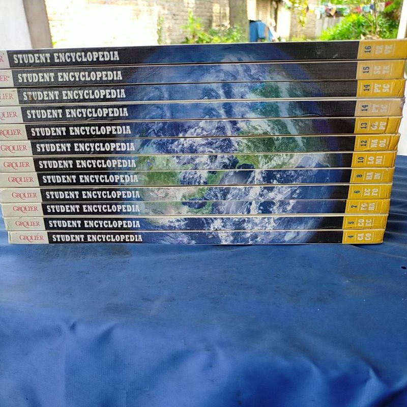 

buku student encyclopaedia