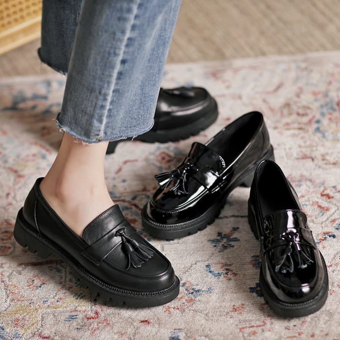 Sepatu Wanita Loafers Hitam Matte Glossy / Sepatu Kerja Docmart Jessy Premium LL212