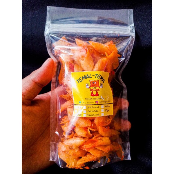 

Lumpia Kering Rasa Balado Kemasan Standing Pouch 75 gram