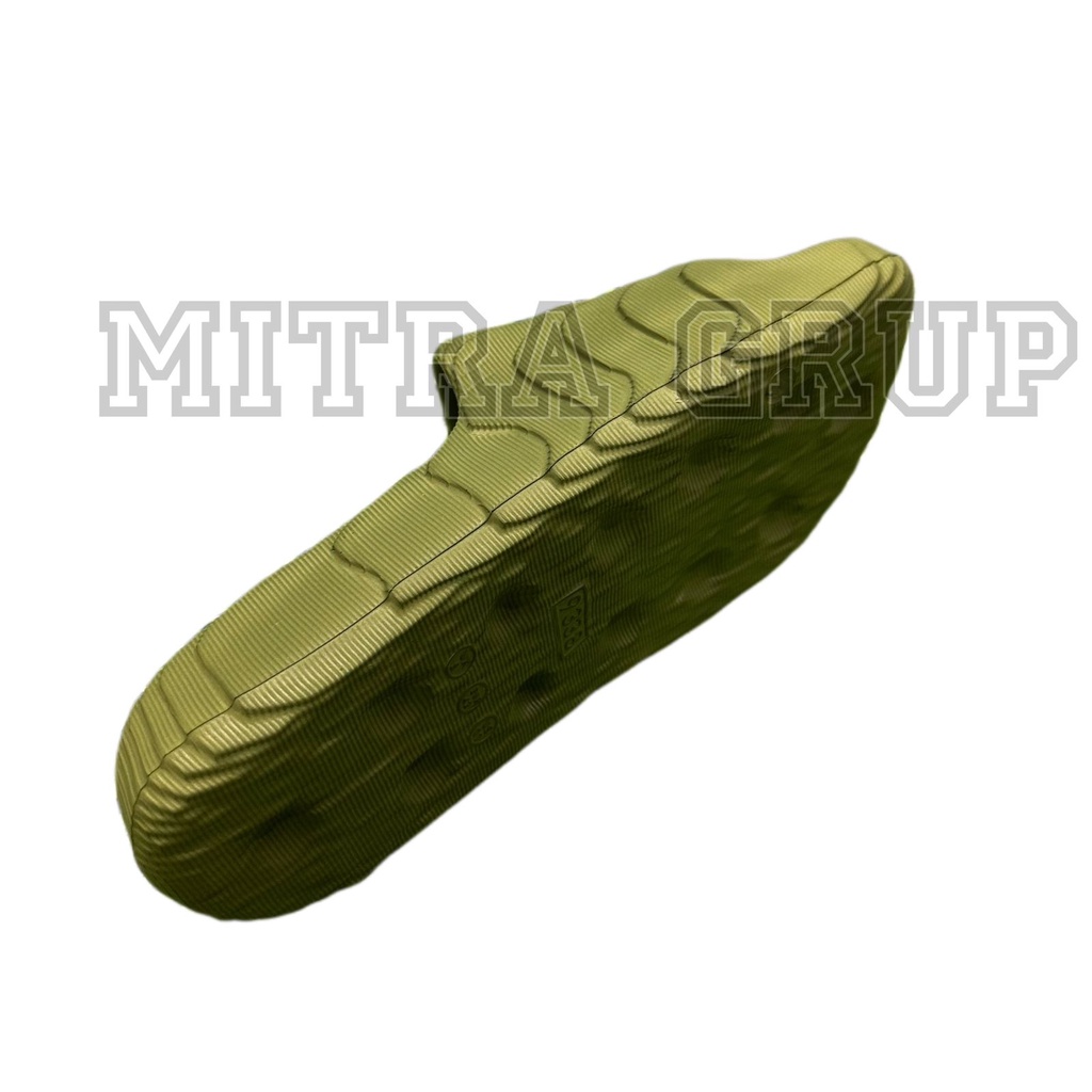 9338M - Sandal Slop Pria Anti Slip Premium Extralight Phylon Sendal Adilette Slip On Cowok Trendy Kekinian Terbaru by smoll