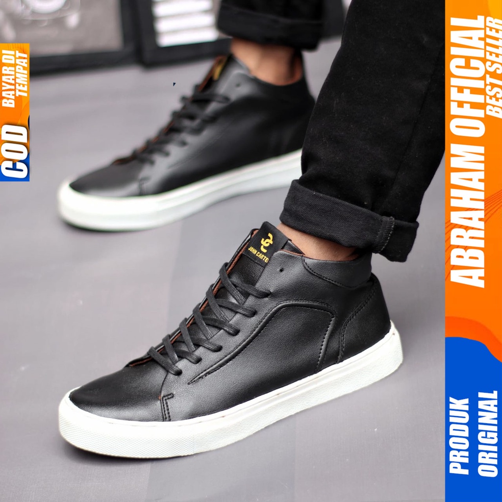 Sepatu Kasual Pria Sneakers Hitam Polos Kerja Kuliah Abraham Predo