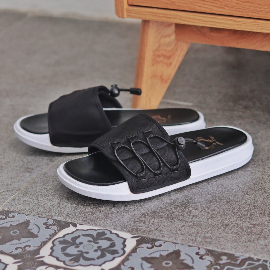 BWO HITAM LIST Sendal Slop Pria Wanita Dewasa Model Terbaru Ori Sandal Selop Slip On Slop Pria Wanita Distro Keren Casual Slide Kasual Laki Laki Cowok Cewek