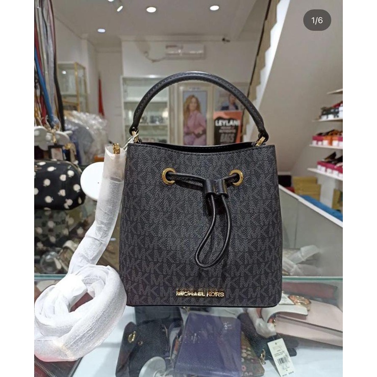 MK Suri Bucket Small