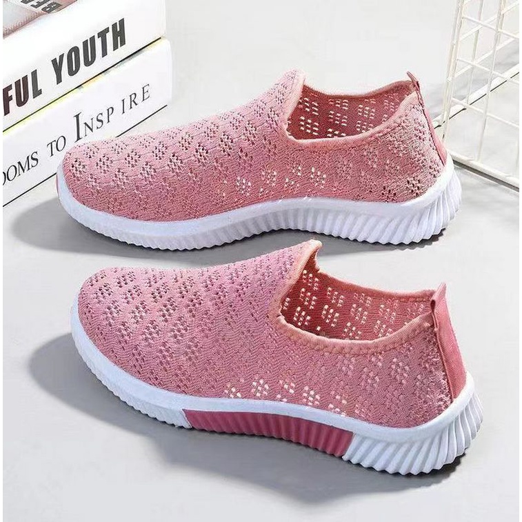 Sepatu Wanita Korea Nylon Sneakers Sport Casual Jaring Slip On SP68