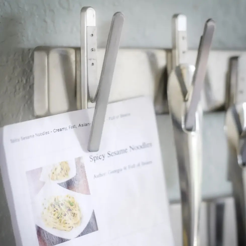 

717 - Klip Magnet Stainless Steel isi 3 - Klip Kulkas Magnetic Clips - Kliip Serbaguna