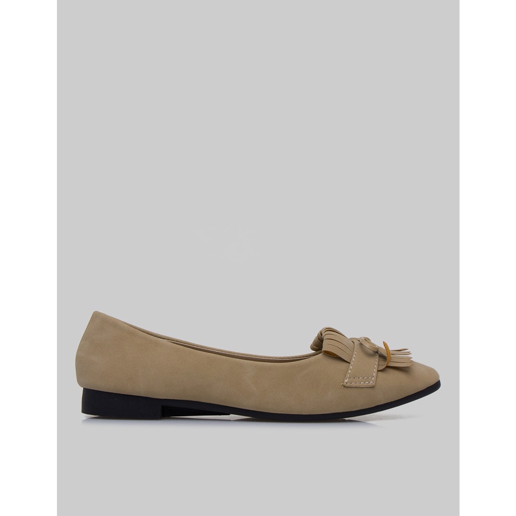 Yongki Komaladi Tassel Flat Shoes Wanita 117962761
