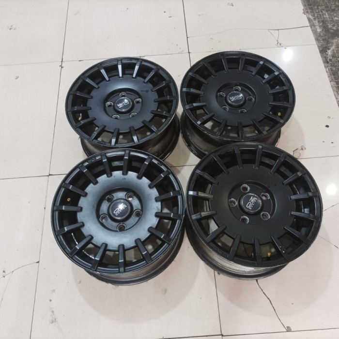 Velg Mobil Bekas Ring 15 Baut 5 OZ RACING R15X7 5X114,3 ET35