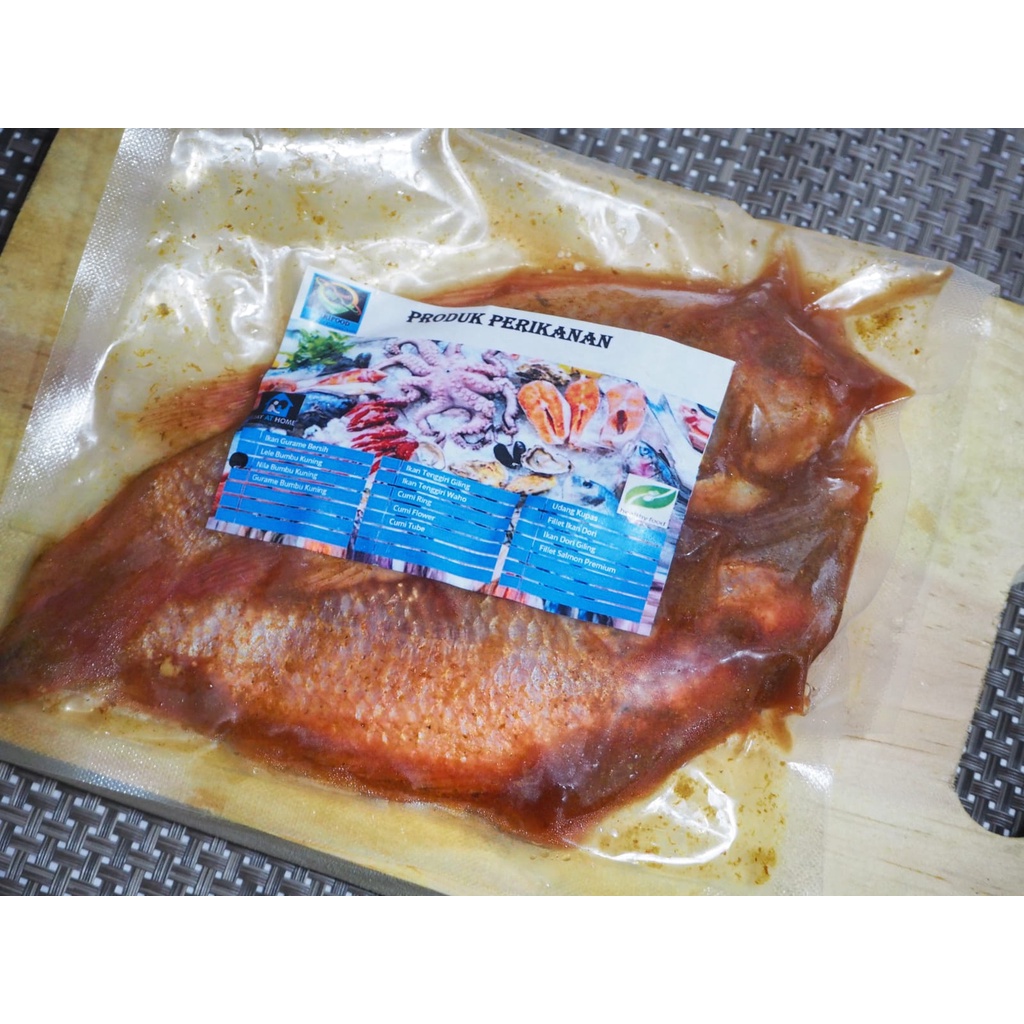 

Ikan Nila Bumbu Kuning (2 ekor potong 4) SUMBER GIZI