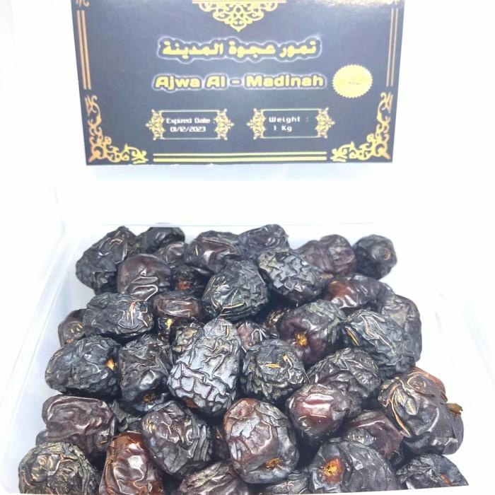 

Kurma Ajwa/Nabi/Rosul Premium 1kg Kualitas Terbaik