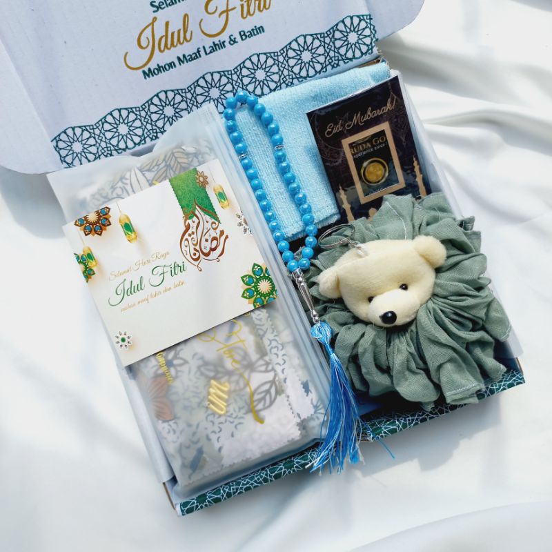 HAMPERS HIJAB MOTIF EXLUSIVE hamper motif azara umama boneka tasbih ciput idul fitri ramadhan wedding