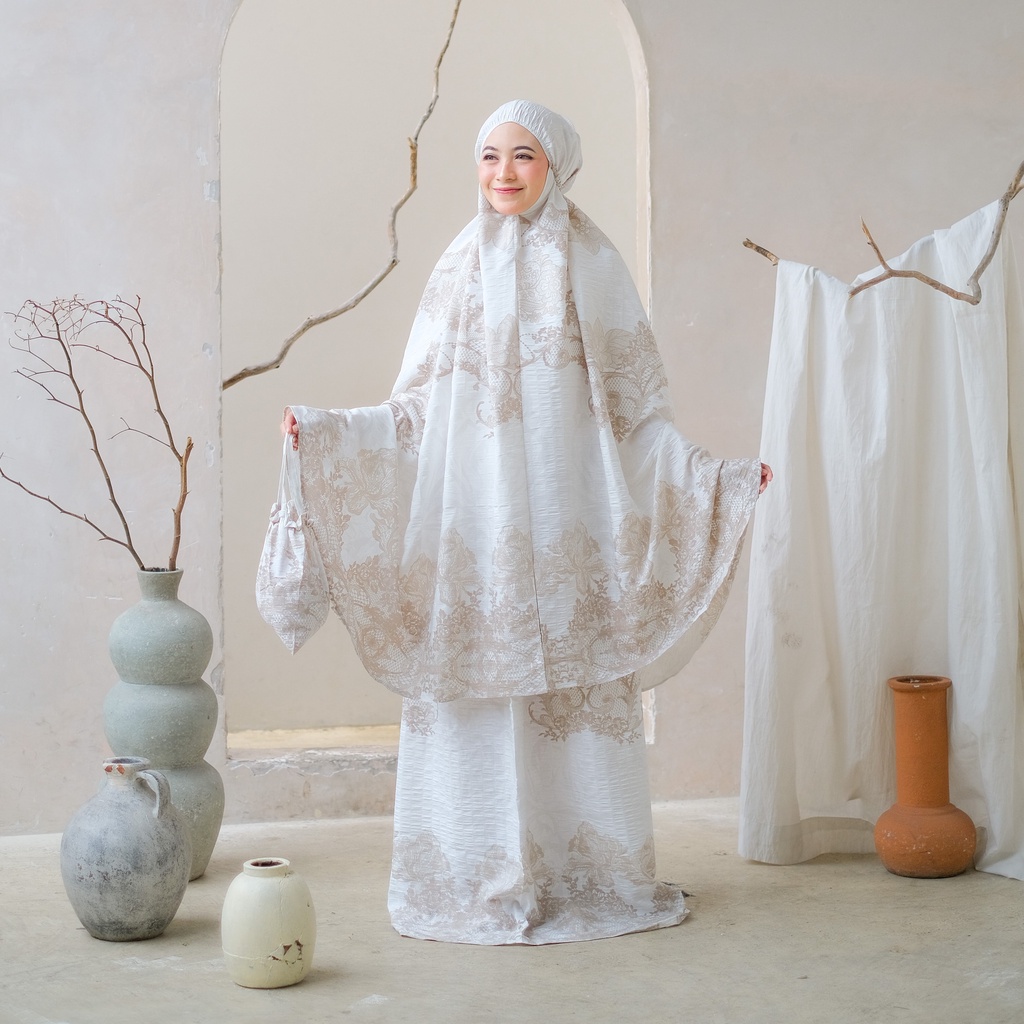 Ladybydiana ALESHA PRAYER SET Mukenah Dewasa Travelling Bahan Crincle